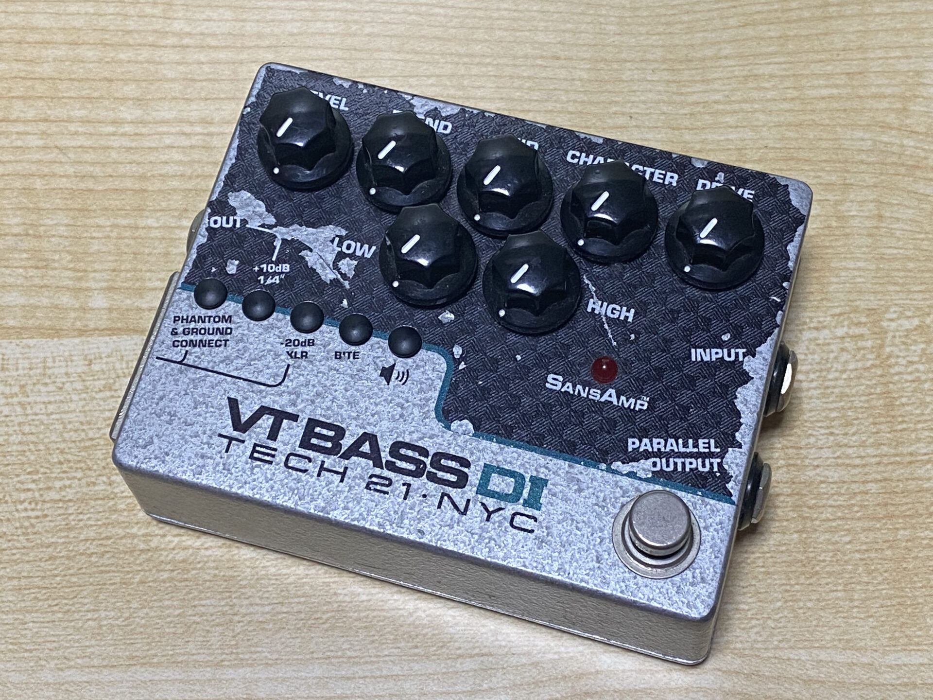 TECH21 Sansamp VT Bass DI 箱有 - ギター